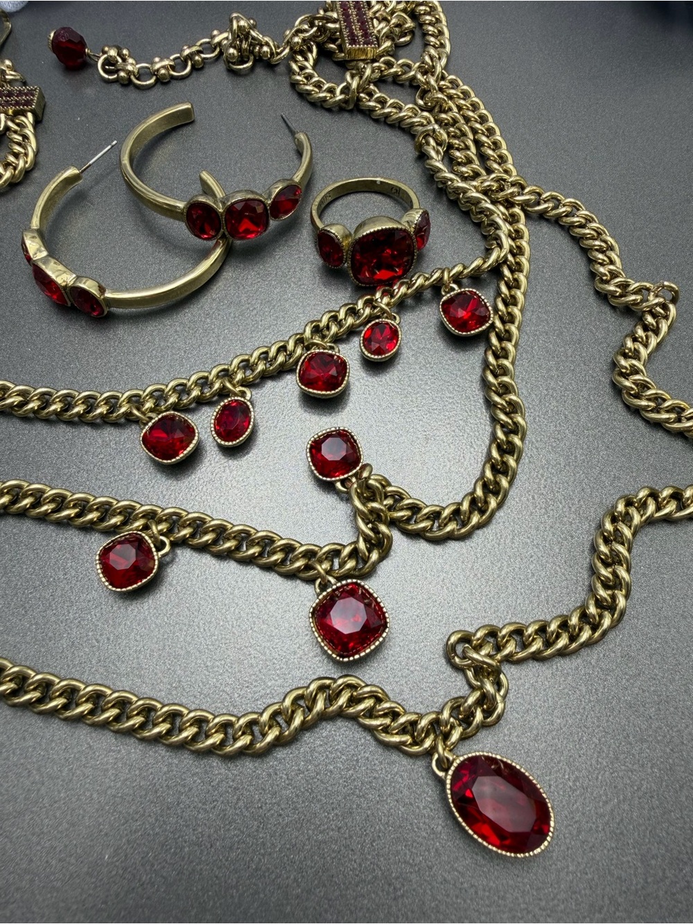 ⬇️⬇️ Vintage Heidi Daus  Red Glass Necklace, Ring & Earring Set #39set